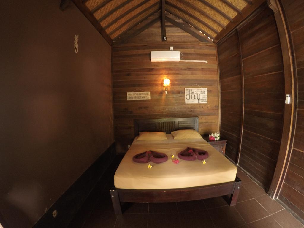 Alexyane Paradise Bungalow ギリ・トラワンガン エクステリア 写真