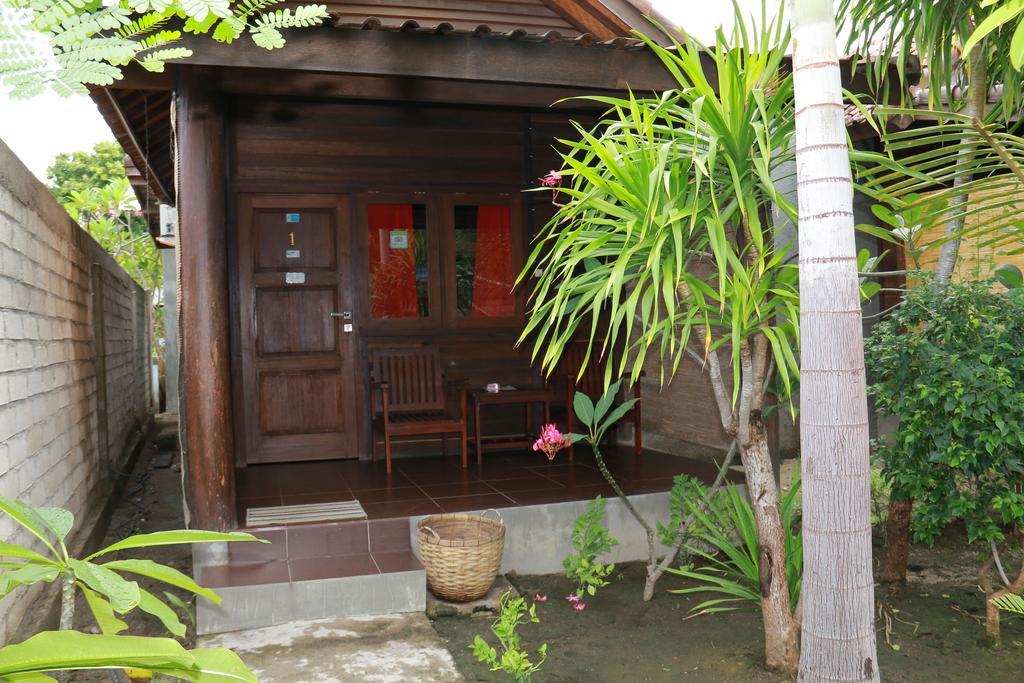 Alexyane Paradise Bungalow ギリ・トラワンガン エクステリア 写真
