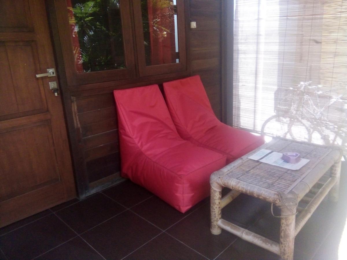Alexyane Paradise Bungalow ギリ・トラワンガン エクステリア 写真